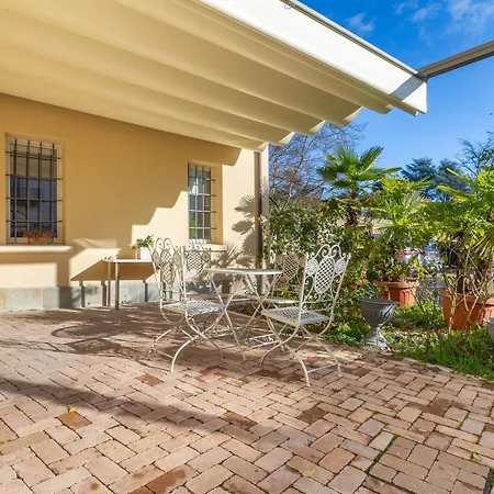 Vicino Universita Parcheggio Privato * Φεράρα